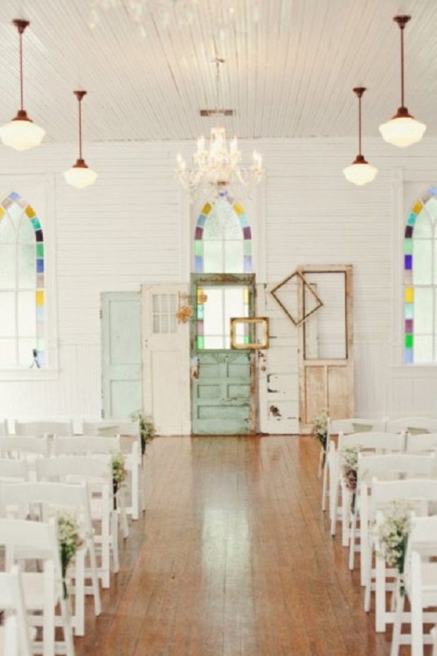 15b-Creative-Indoor-Wedding-Ceremony-Backdrops